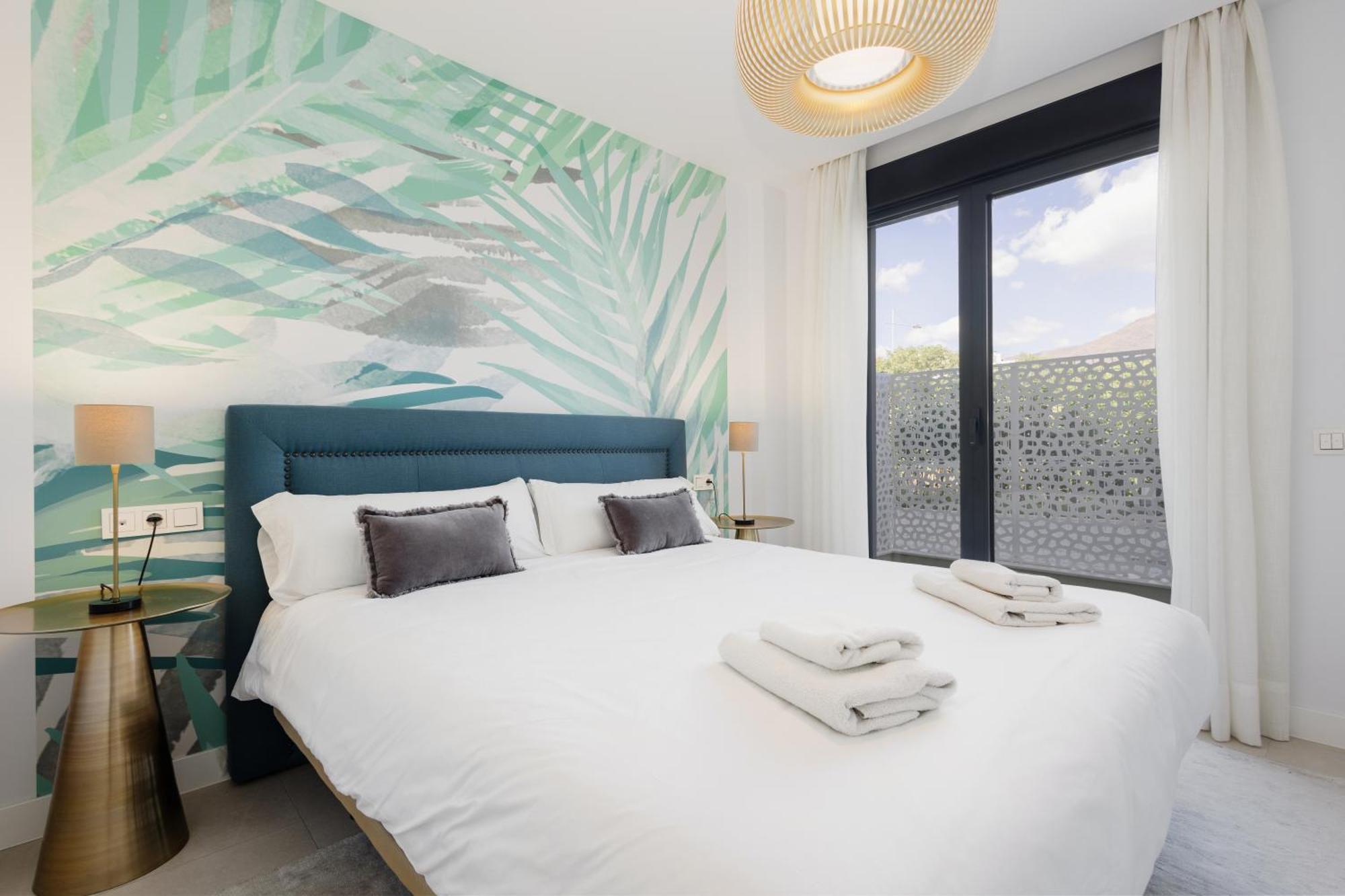 Luxurious 2 Bedroom Apartment Close To The Beach In Estepona Exterior foto